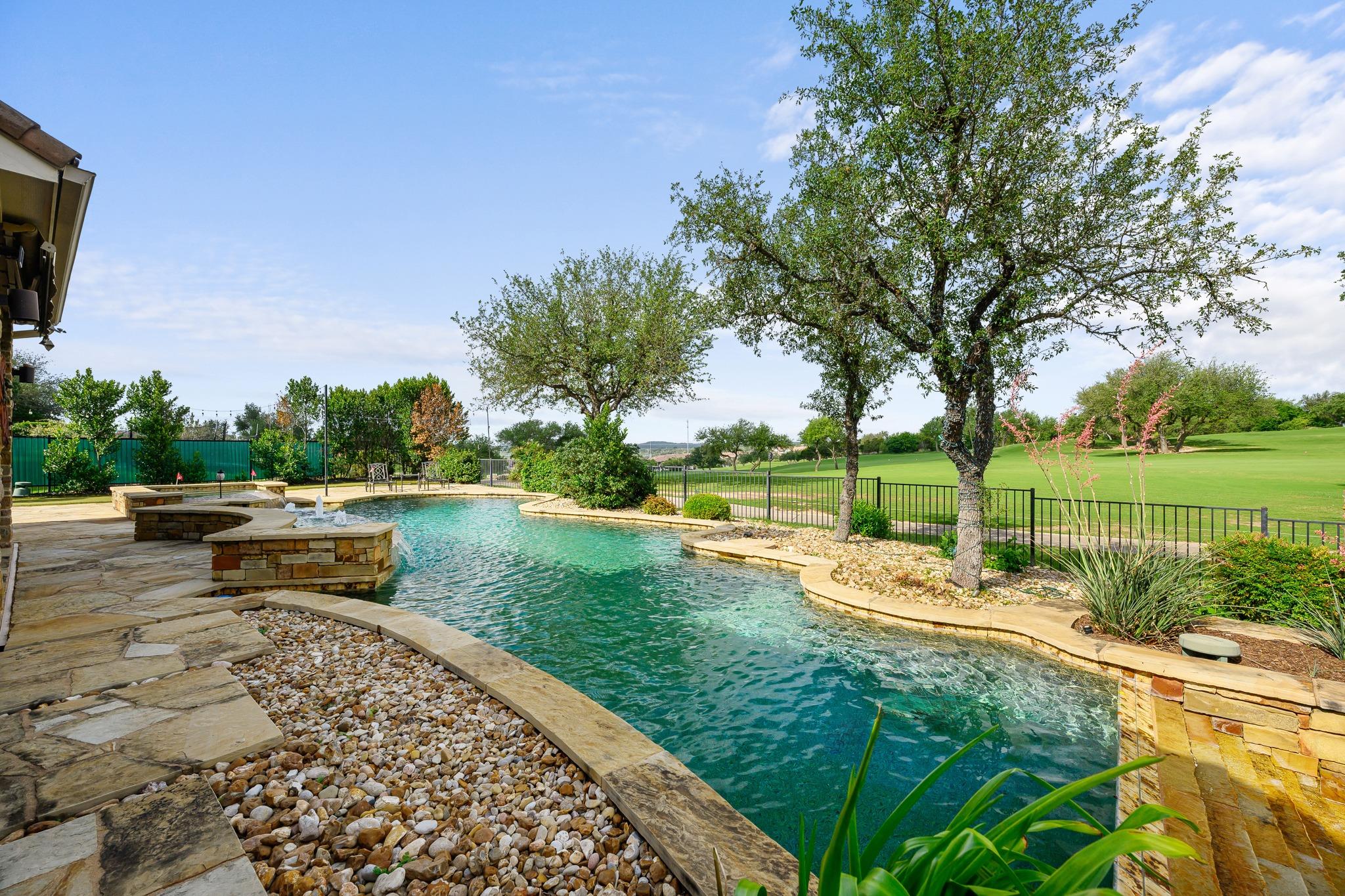 4008 Sugarloaf Drive Austin TX 78738