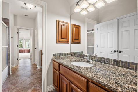 4008 Sugarloaf Drive Austin TX 78738
