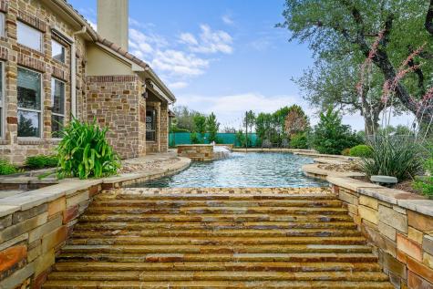 4008 Sugarloaf Drive Austin TX 78738