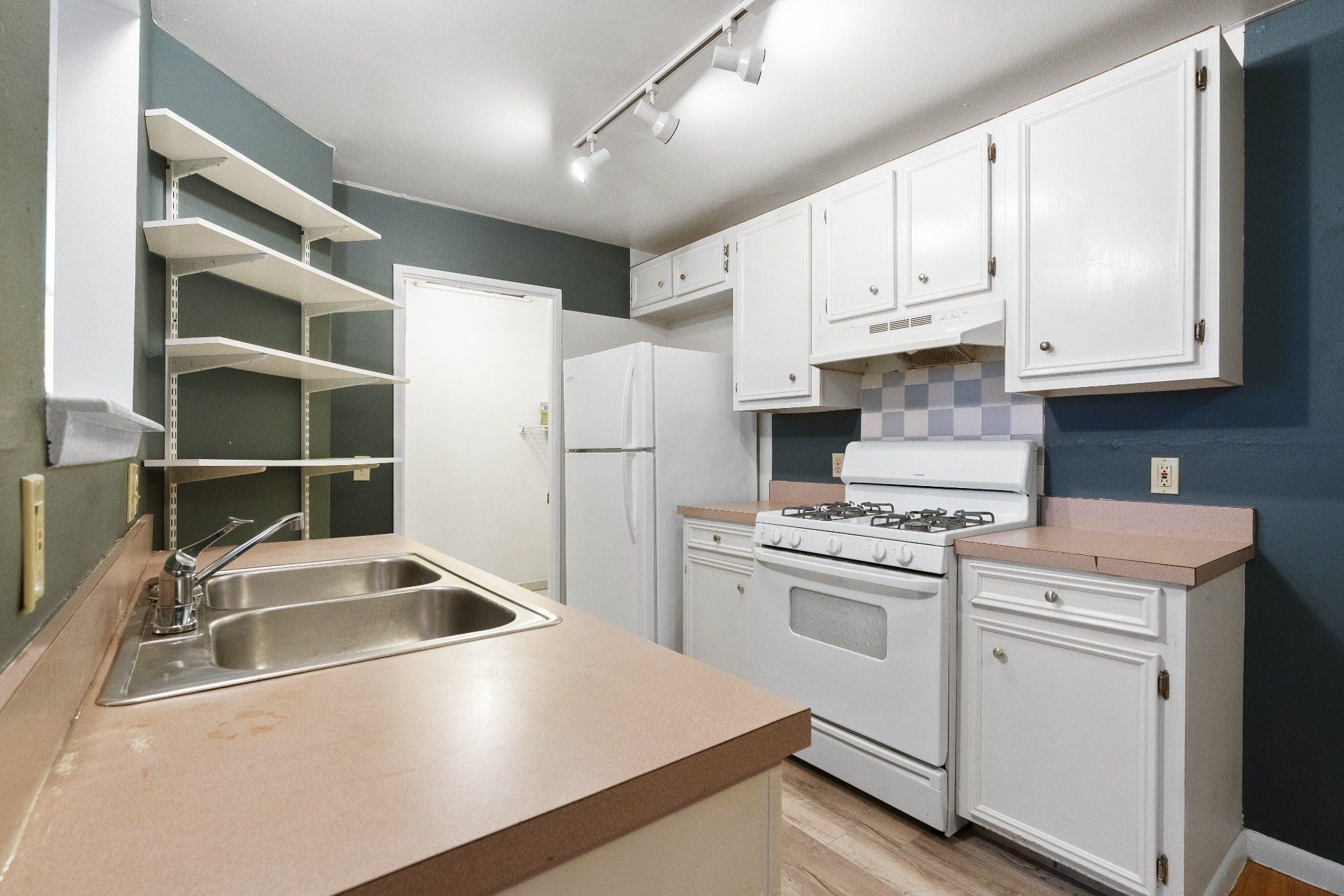 1304 Delano Austin TX 78721