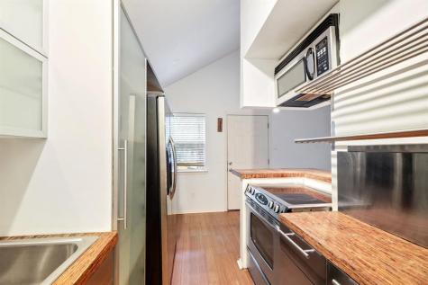 1110 W 22nd Street Austin TX 78705