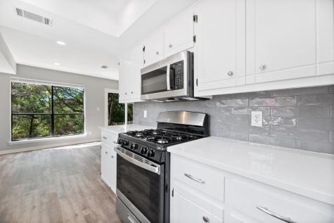 1930 Holly Hill Drive Austin TX 78746