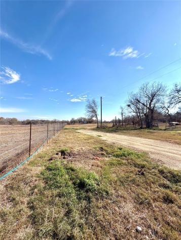 3248 Dale Lane Dale TX 78616