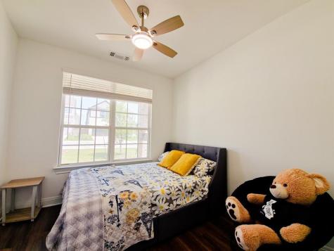 332 Turnbuckle Bend Leander TX 78641