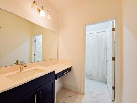 332 Turnbuckle Bend Leander TX 78641
