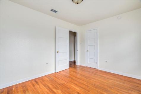 1119 N Lbj Drive San Marcos TX 78666
