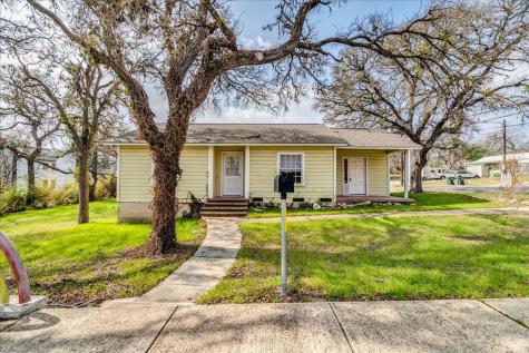 1119 N Lbj Drive San Marcos TX 78666