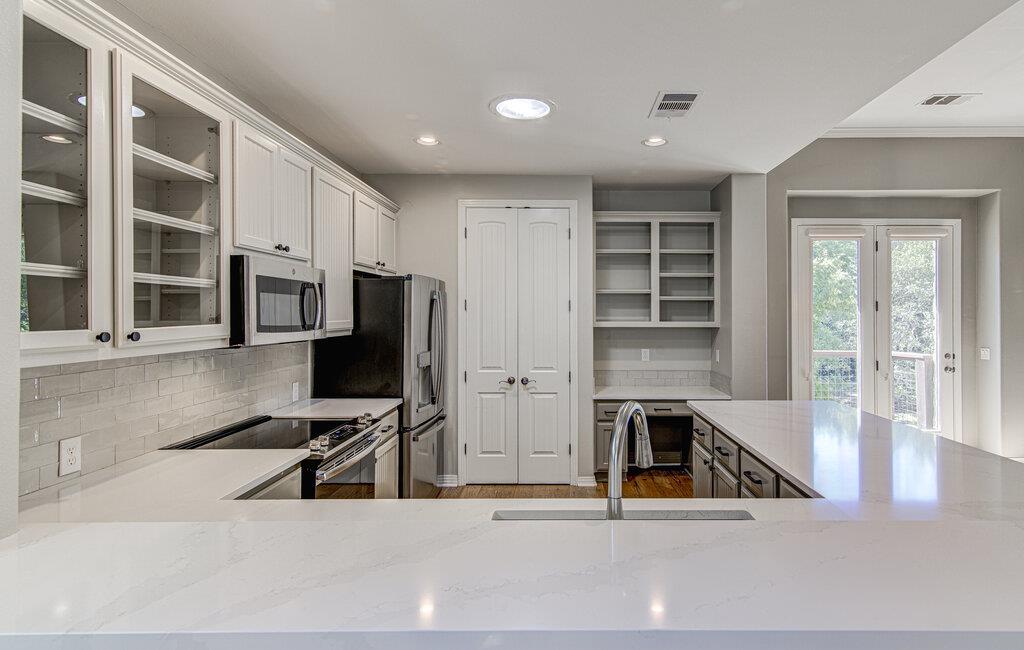 8917 Old Lampasas Trail Austin TX 78750