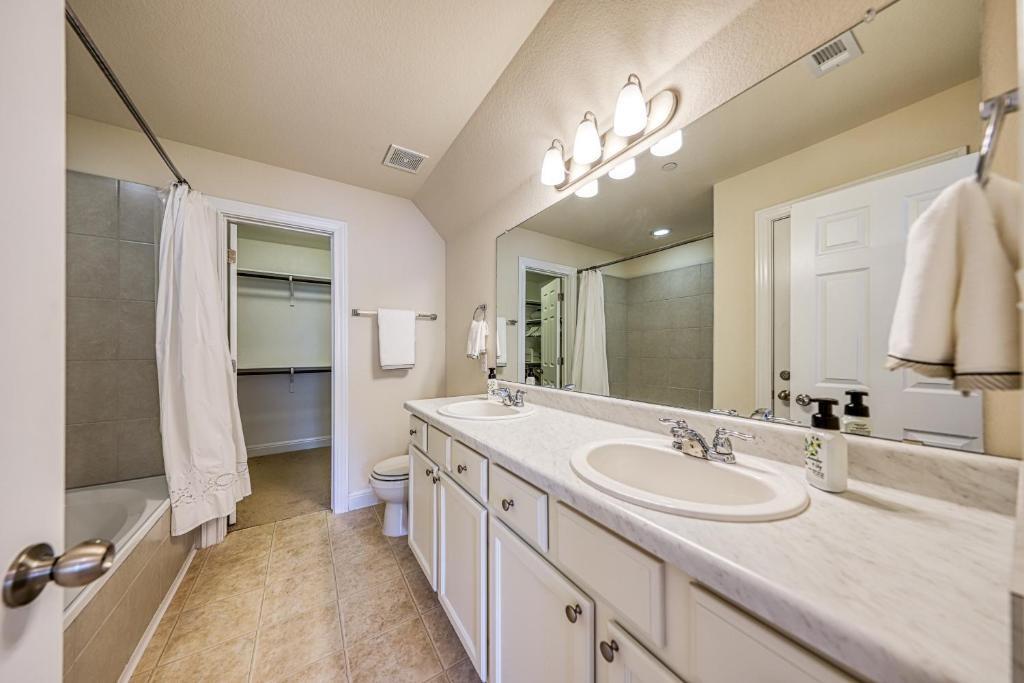 2304 S Lakeline Boulevard Cedar Park TX 78613