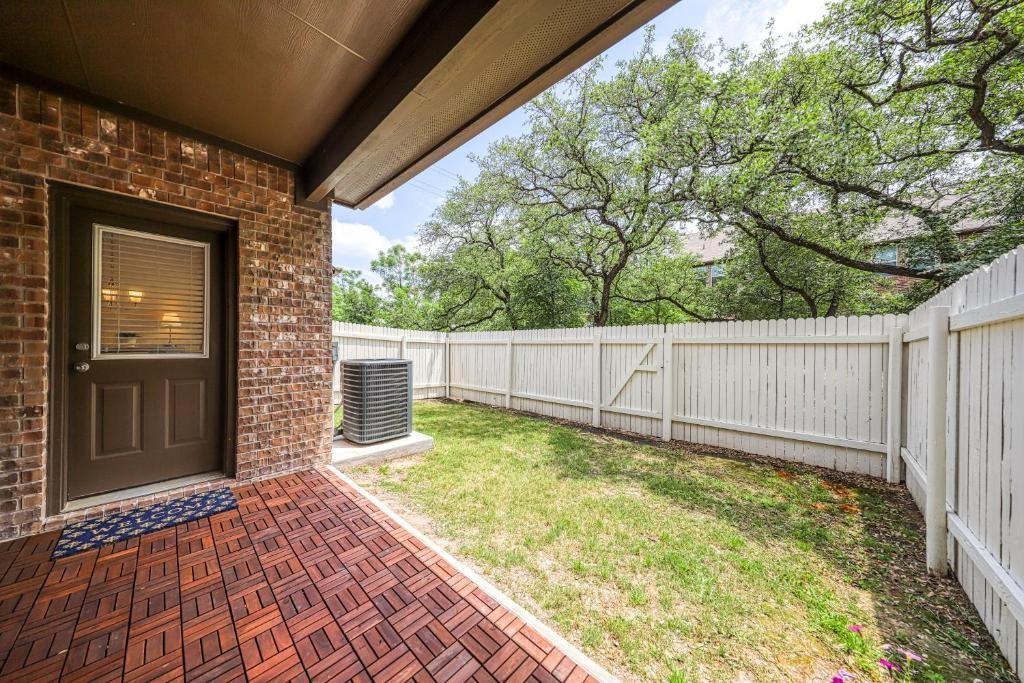2304 S Lakeline Boulevard Cedar Park TX 78613