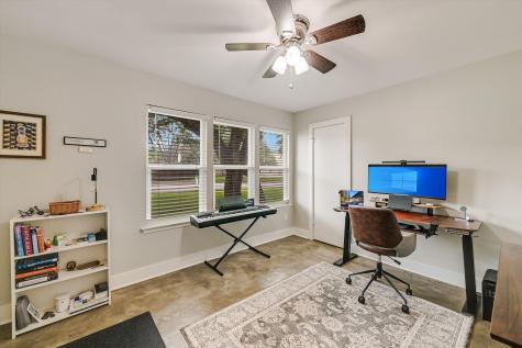 9012 Texas Oaks Drive Austin TX 78748