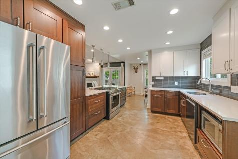 9012 Texas Oaks Drive Austin TX 78748