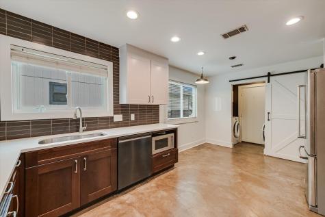 9012 Texas Oaks Drive Austin TX 78748