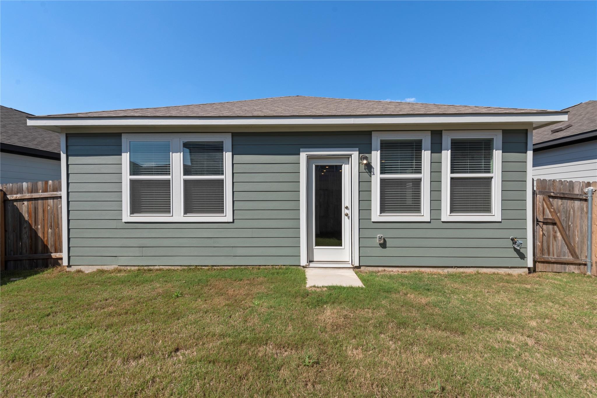 1212 Wild Leaf Way San Marcos TX 78666