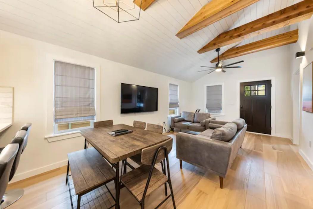 2319 Santa Rita Street Austin TX 78702