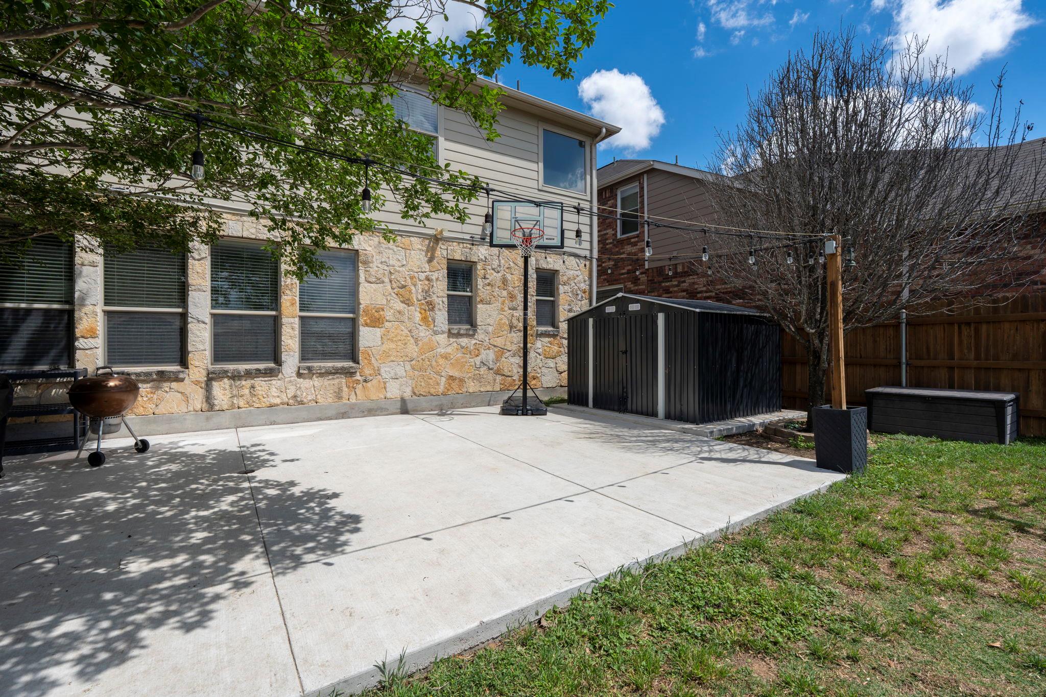 227 Sandstone Trail Buda TX 78610