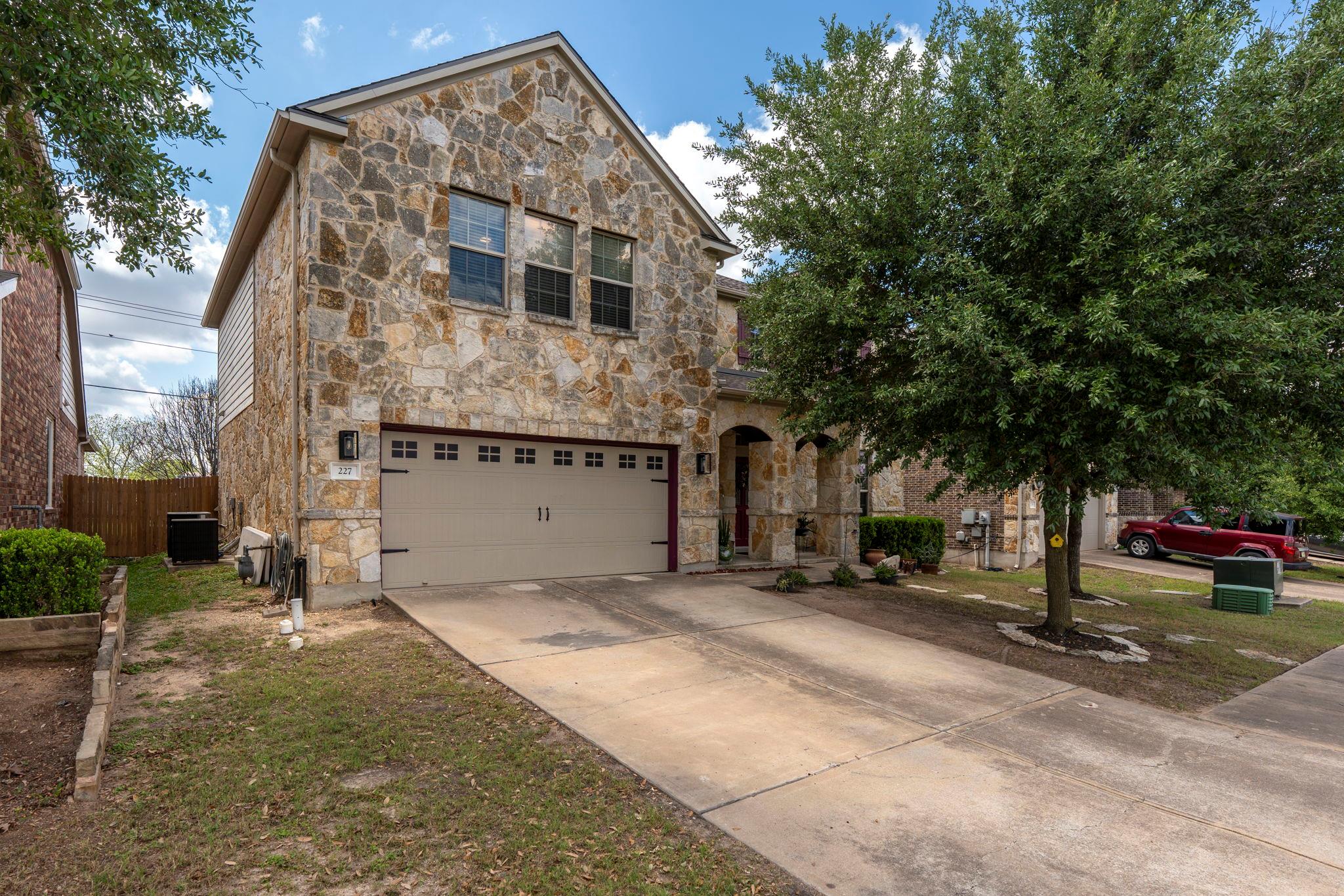 227 Sandstone Trail Buda TX 78610