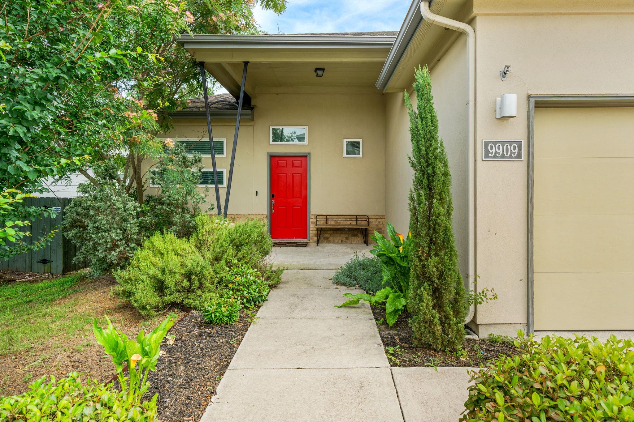 9909 Dalliance Lane Manor TX 78653