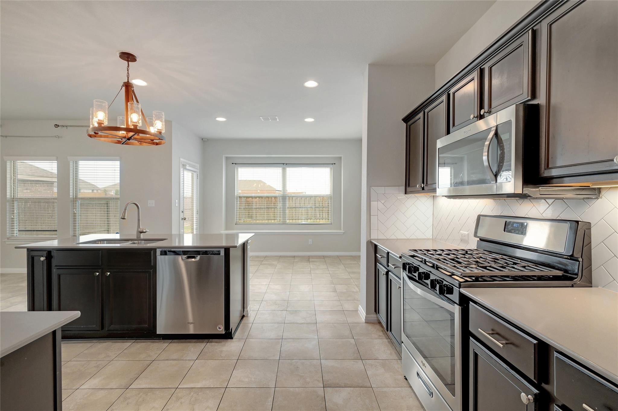 702 Nautical Loop Kyle TX 78640