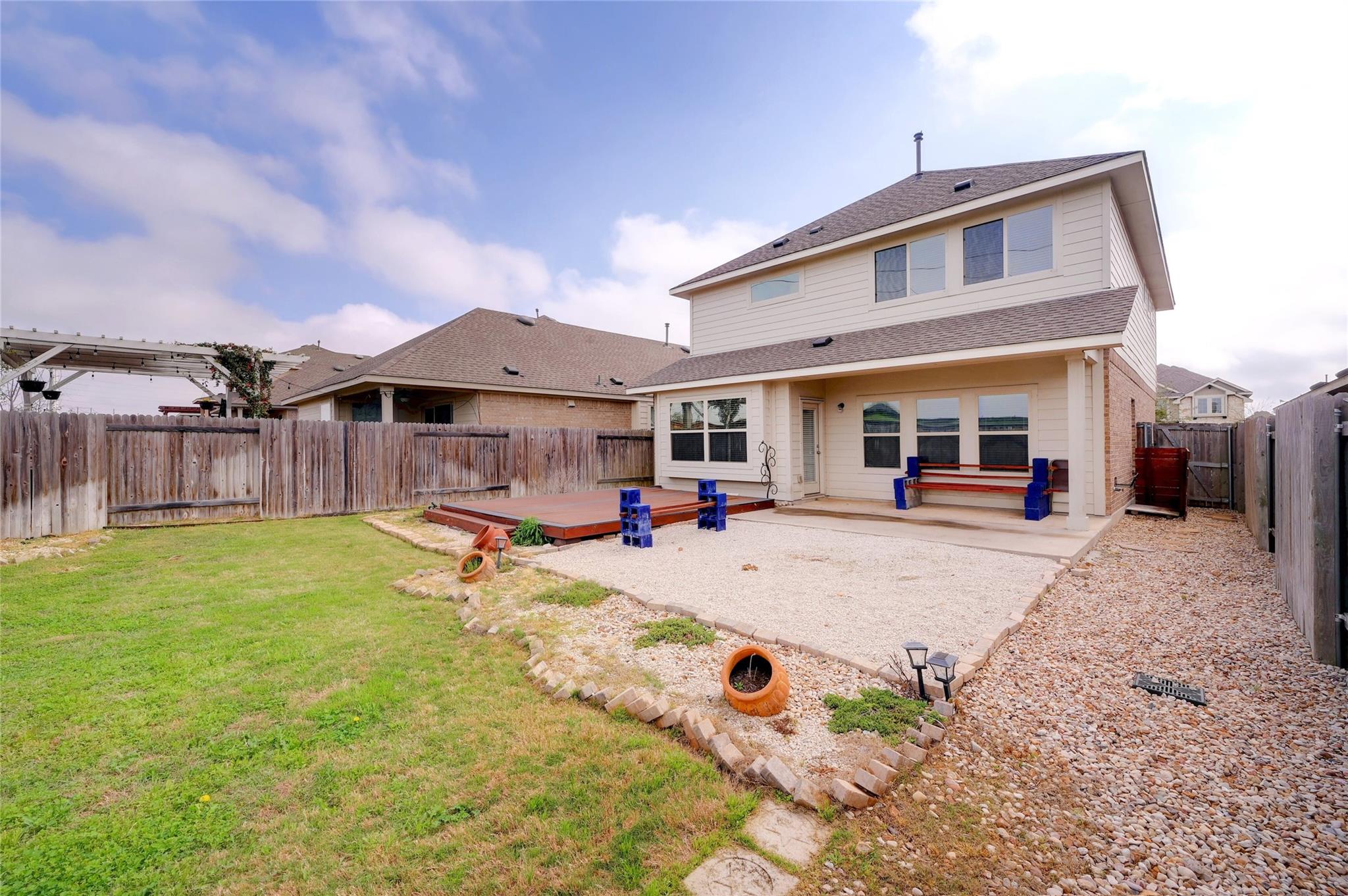 702 Nautical Loop Kyle TX 78640
