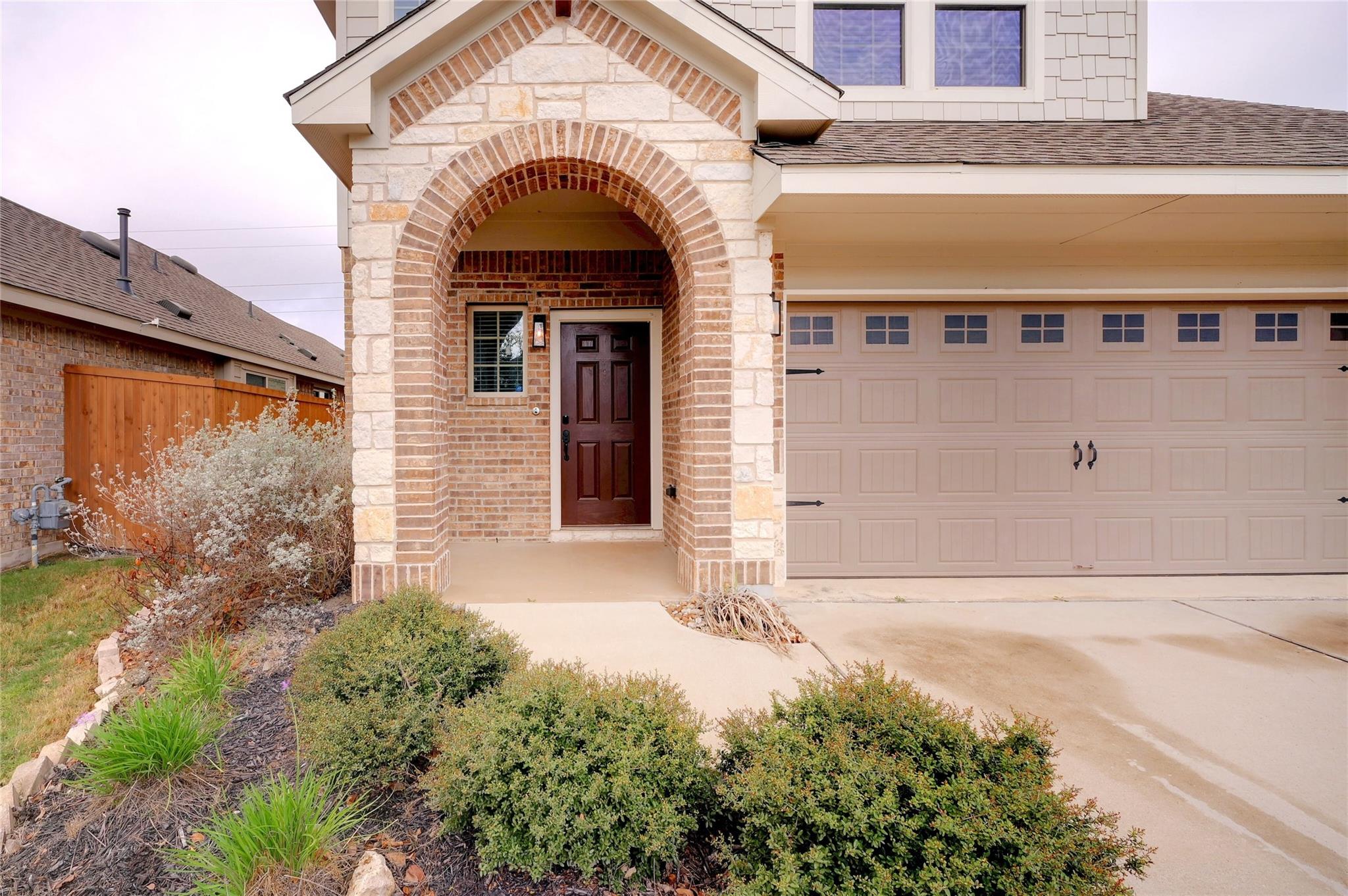 702 Nautical Loop Kyle TX 78640