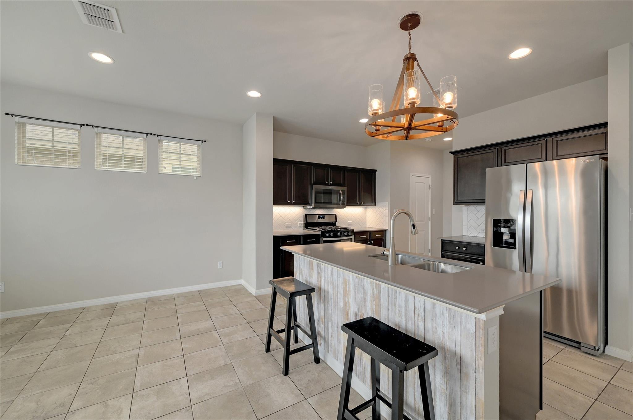 702 Nautical Loop Kyle TX 78640
