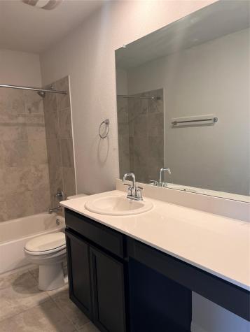 14020 Kira Lane Manor TX 78653
