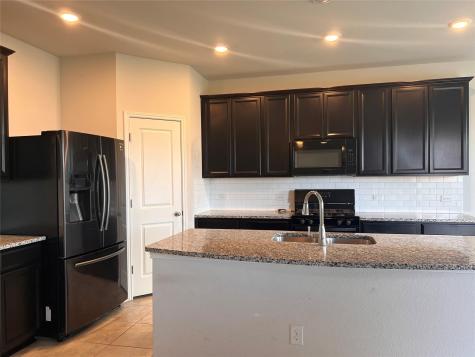 14020 Kira Lane Manor TX 78653