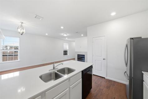 225 Danablu Drive Hutto TX 78634