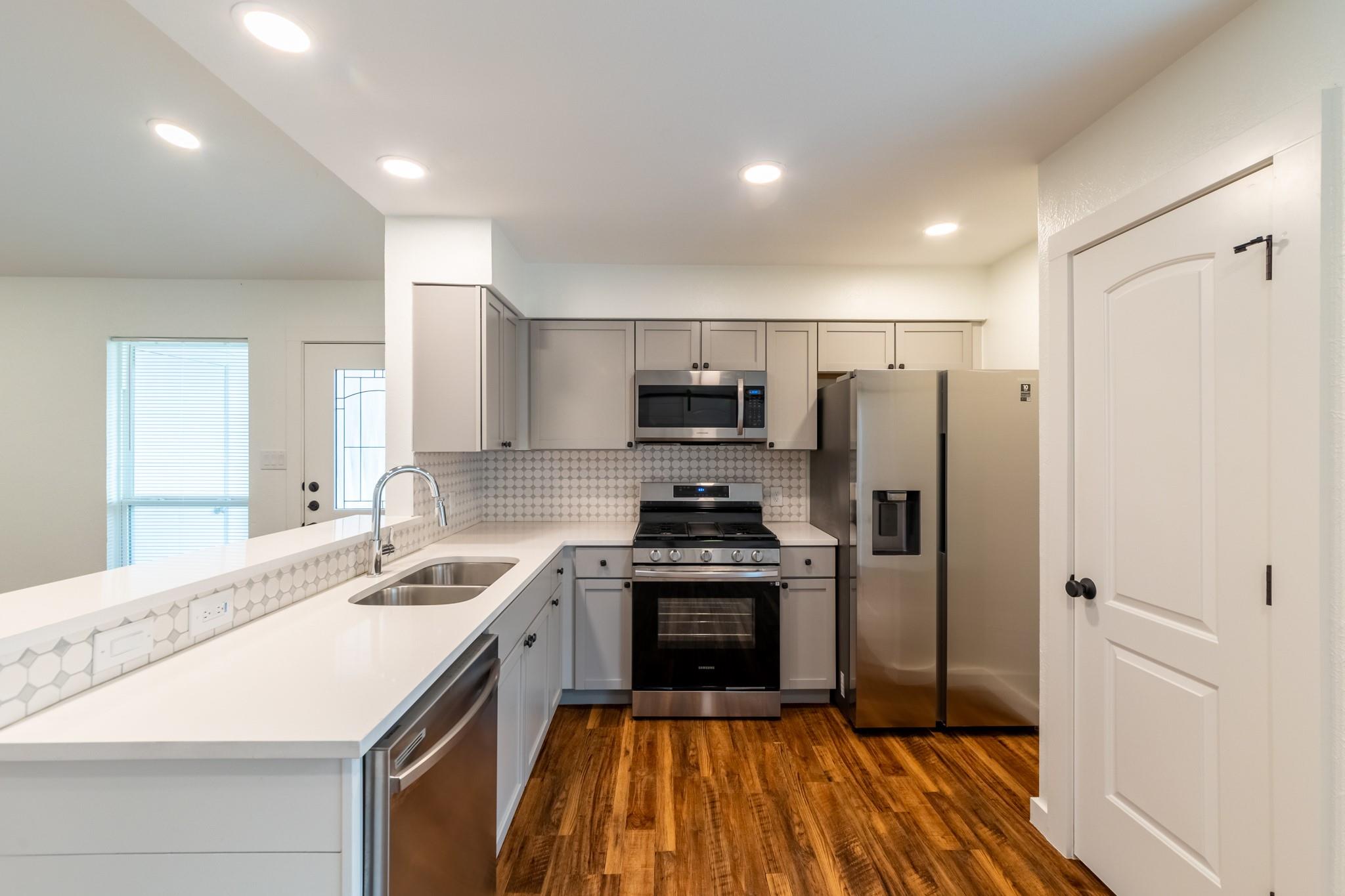 1205 Dobie Drive Austin TX 78753