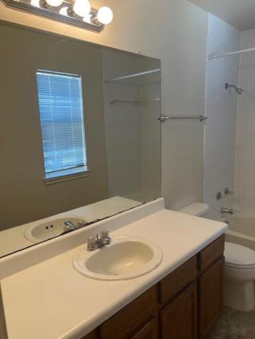 1105 Christopher Avenue Round Rock TX 78681