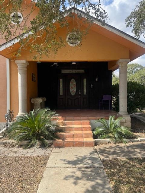 600 Pecan Avenue Luling TX 78648