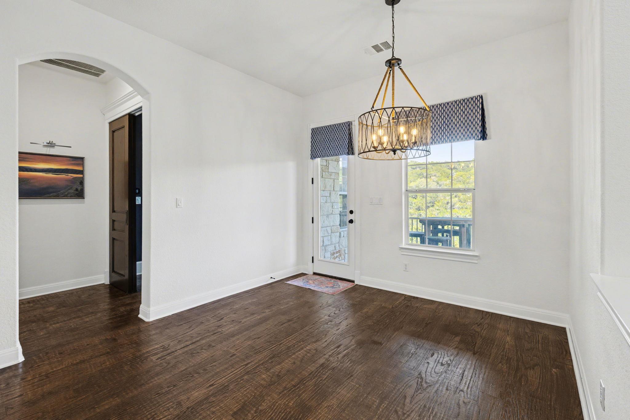 121 Burgess Lane Austin TX 78738