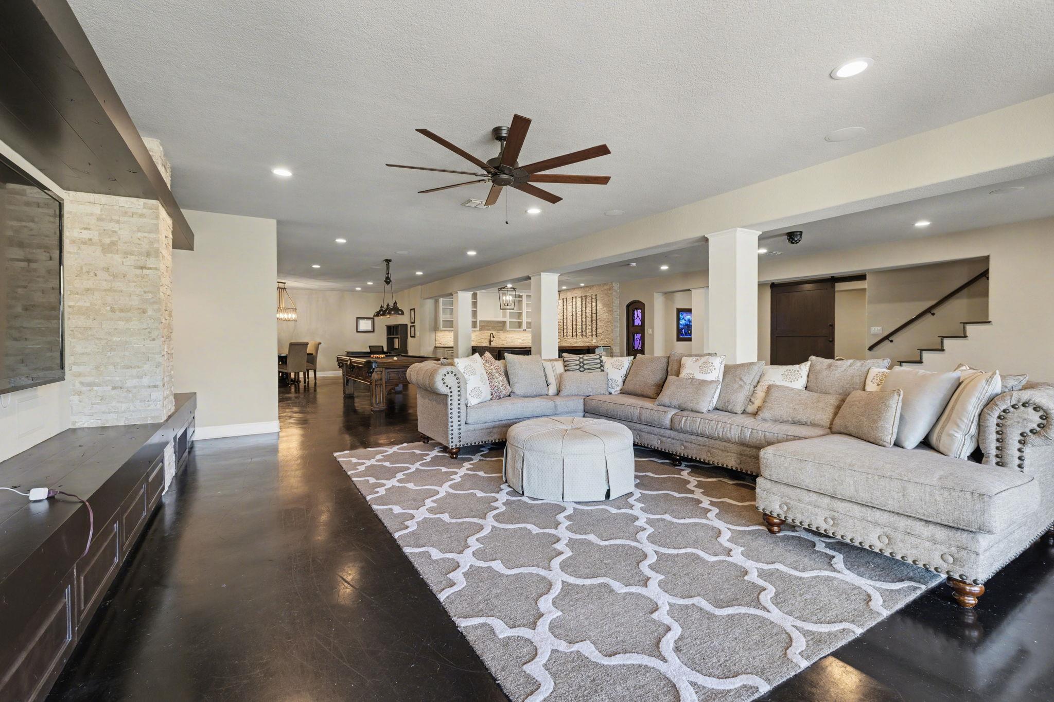 121 Burgess Lane Austin TX 78738