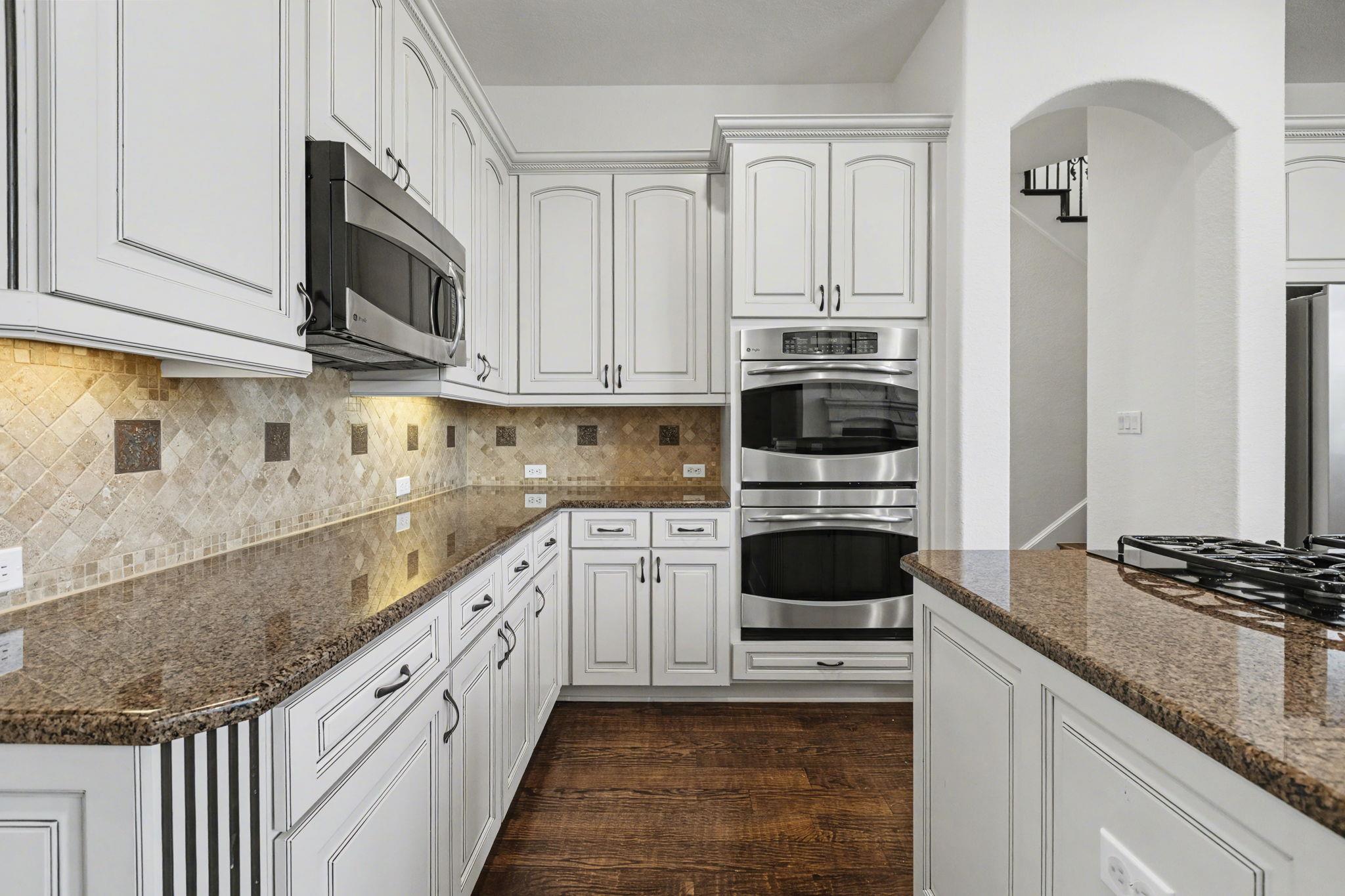 121 Burgess Lane Austin TX 78738
