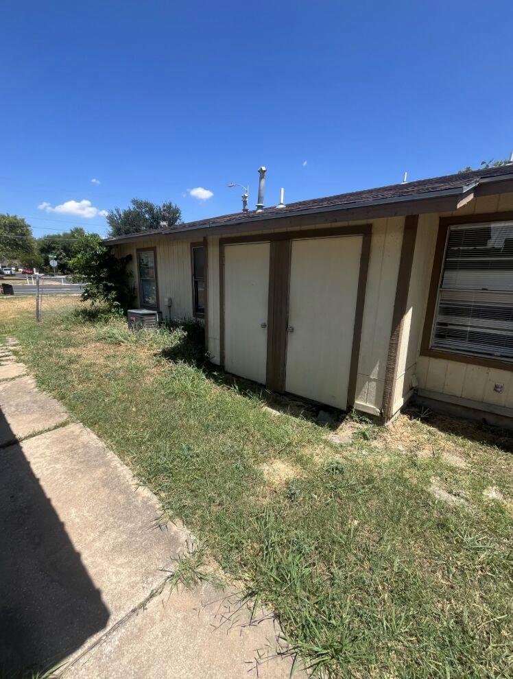 4407 Teri Road Austin TX 78744