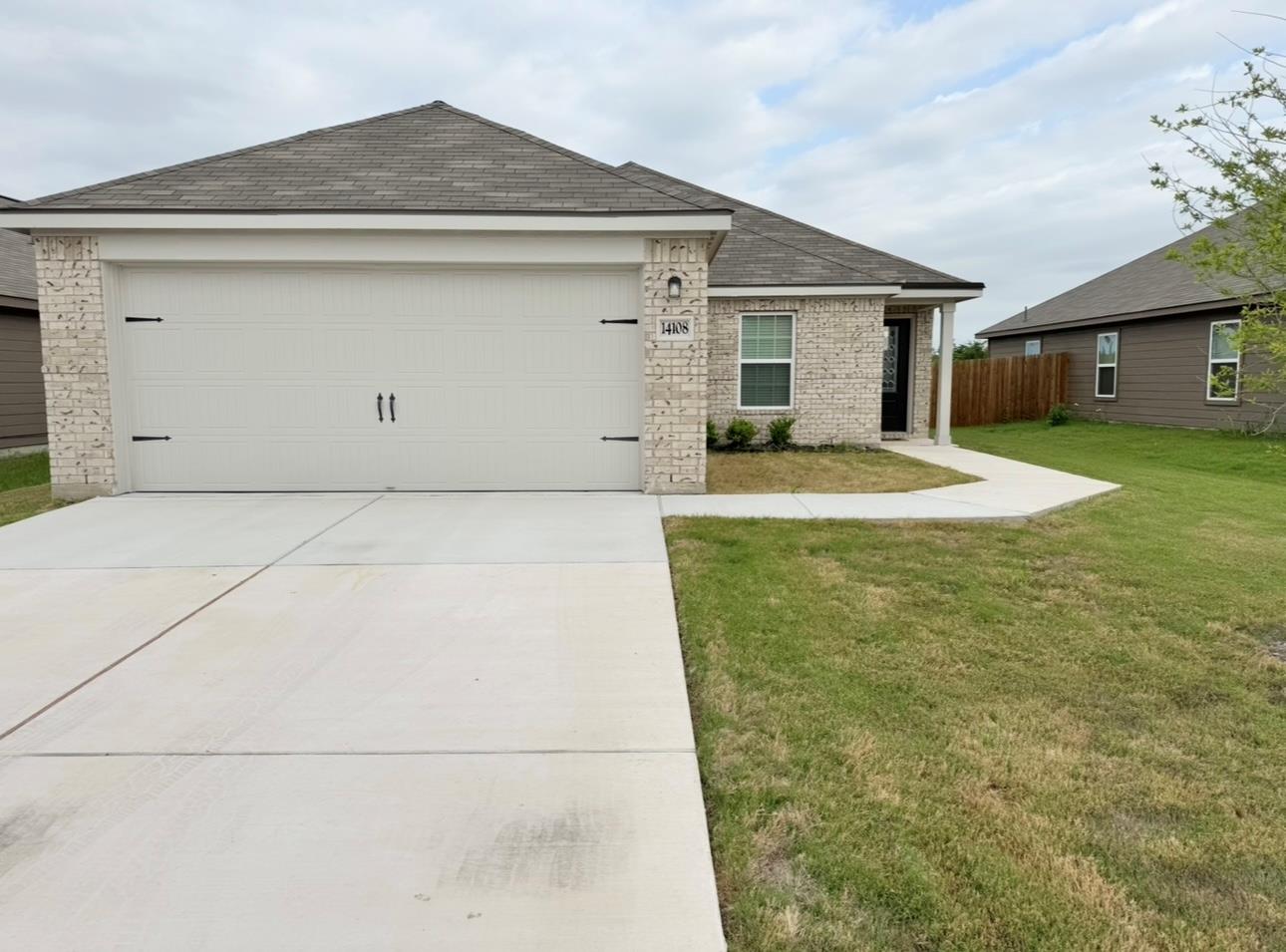 14108 Hacienda Estates Dr Drive Elgin TX 78621