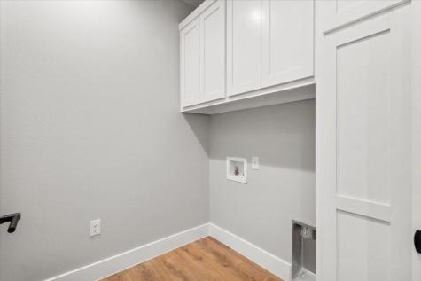 205 N Avenue Johnson City TX 78636