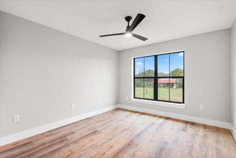 205 N Avenue Johnson City TX 78636