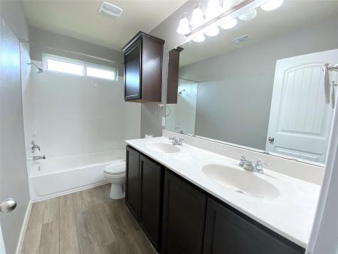 122 Liard River Road Hutto TX 78634