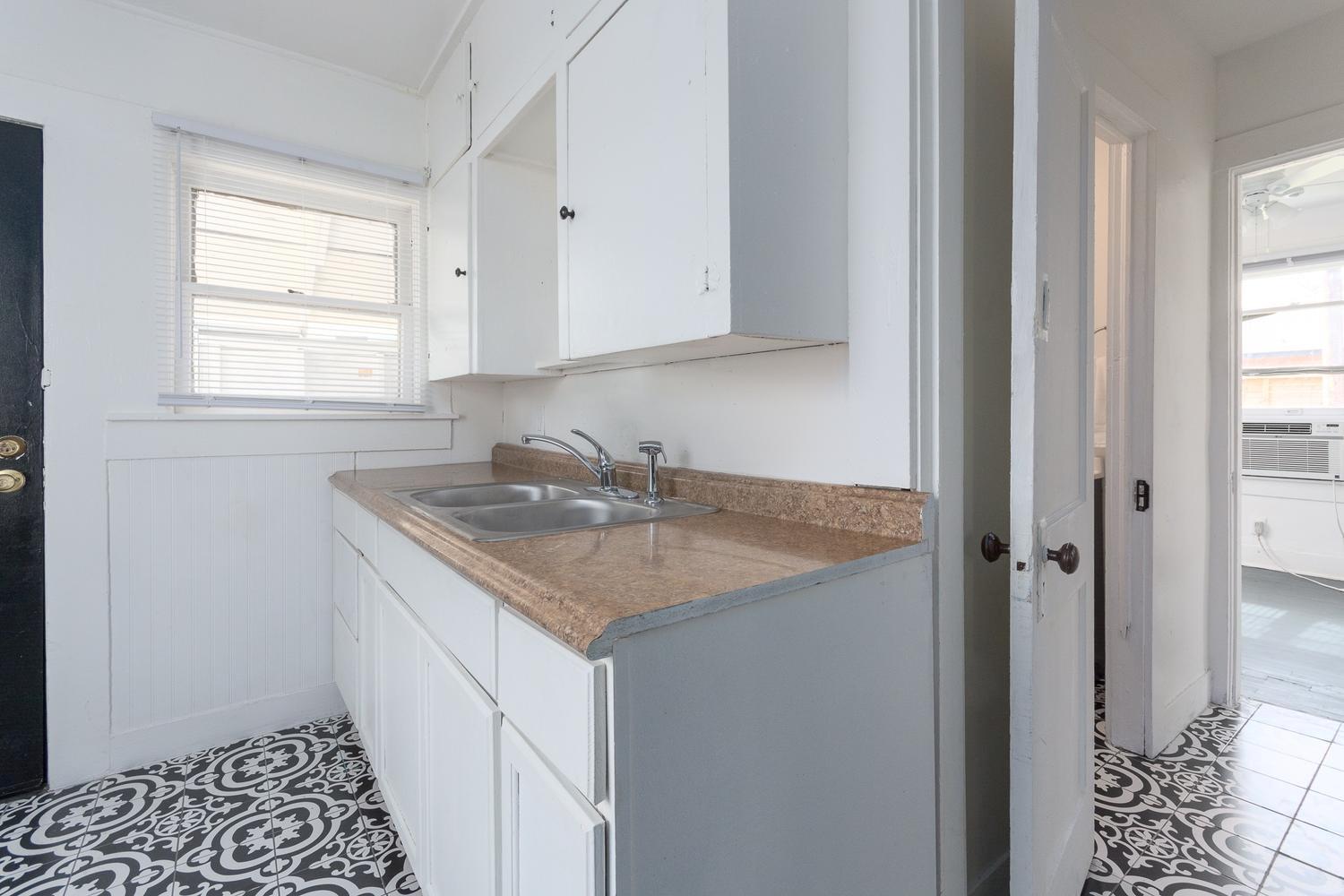 57 Chalmers Avenue Austin TX 78702