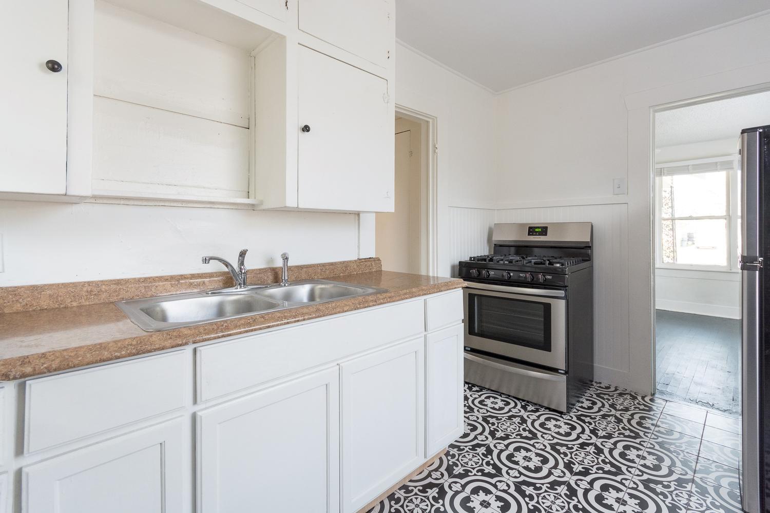 57 Chalmers Avenue Austin TX 78702