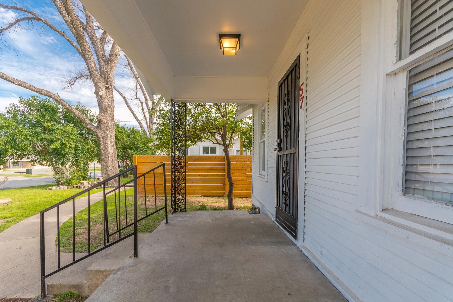 57 Chalmers Avenue Austin TX 78702