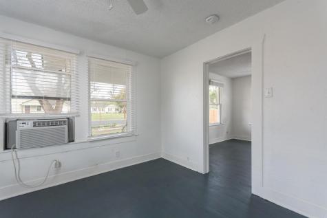 57 Chalmers Avenue Austin TX 78702