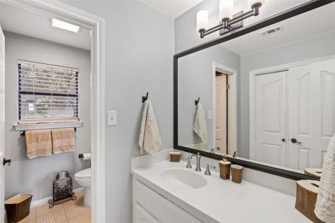 414 Gregg Drive Spicewood TX 78669