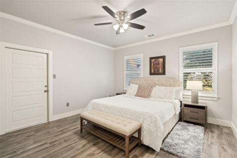 414 Gregg Drive Spicewood TX 78669
