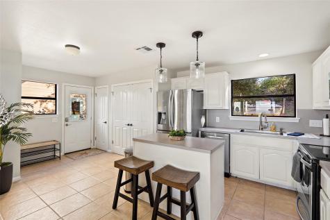 414 Gregg Drive Spicewood TX 78669