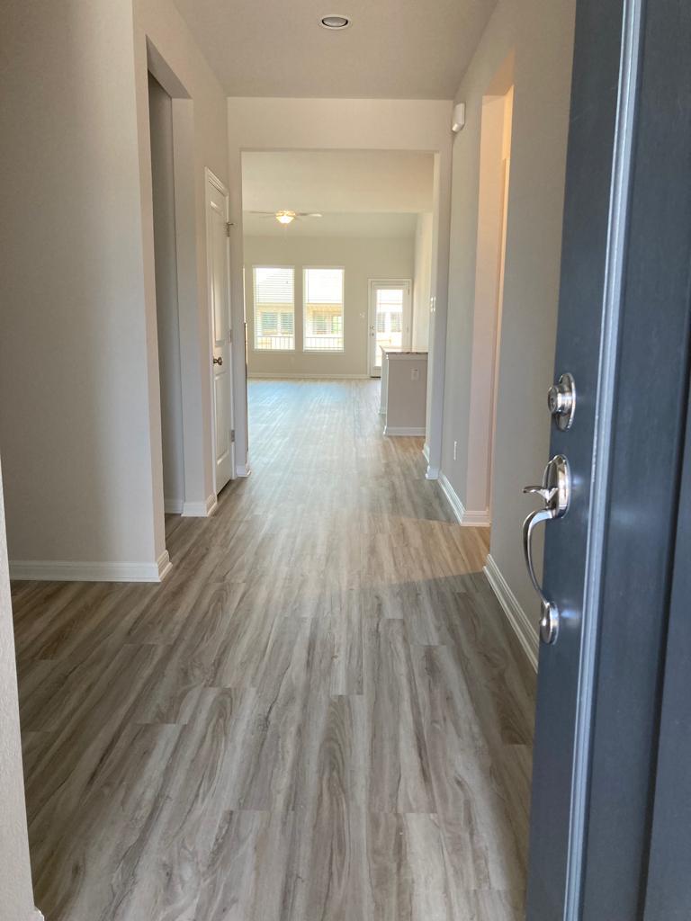 136 Green Knoll Lane Georgetown TX 78628