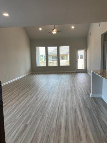 136 Green Knoll Lane Georgetown TX 78628