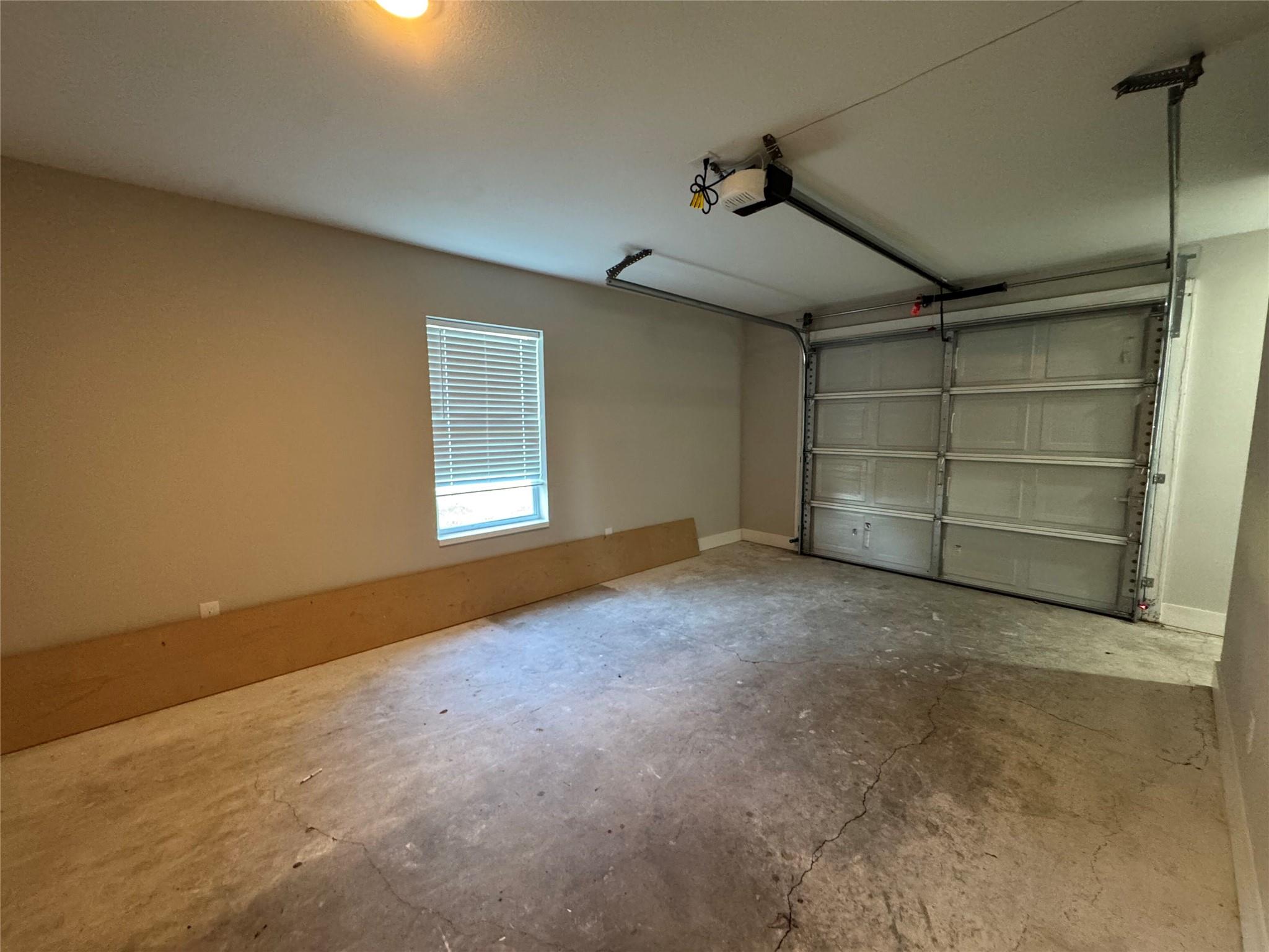 813 Central Avenue Elgin TX 78621